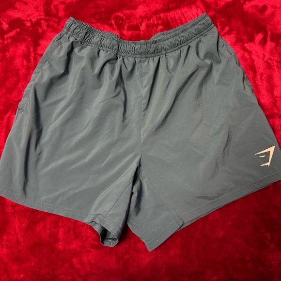 Gym Shark 5” in shorts - Picture 1 of 2